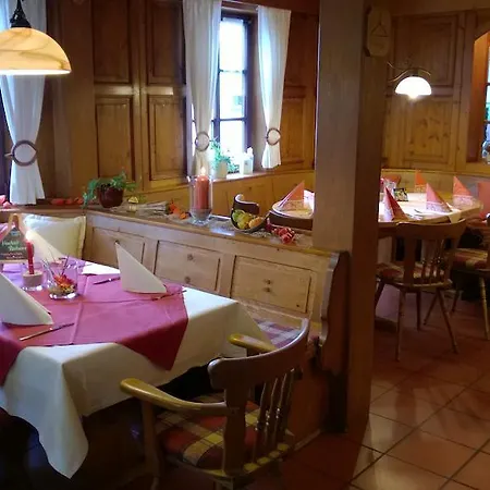 Otel Vierjahreszeiten