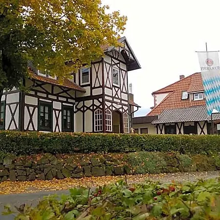 Vierjahreszeiten Hotel
