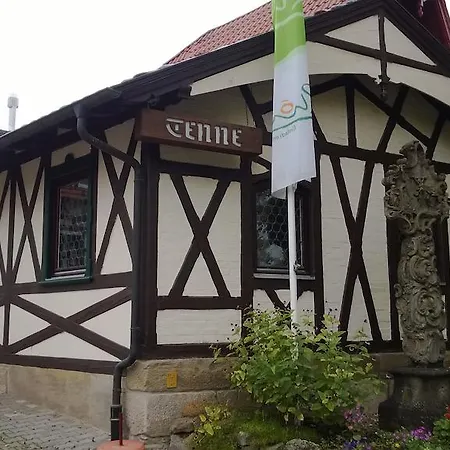 Vierjahreszeiten Hotel 3*