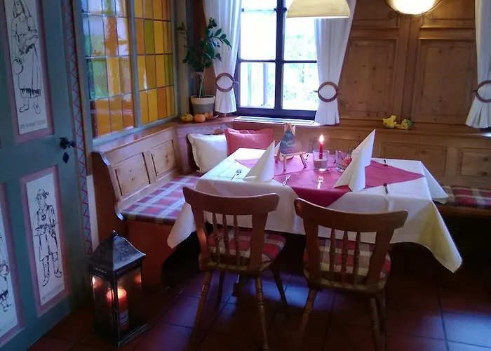 Hotel Vierjahreszeiten 3*